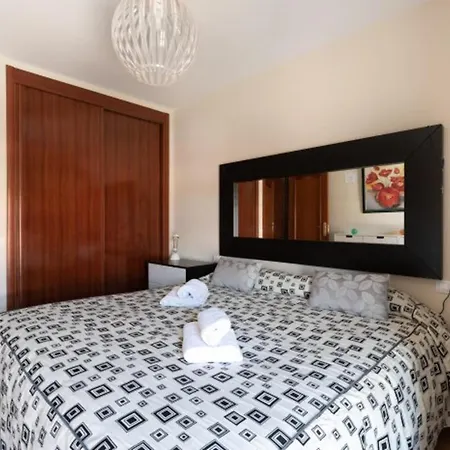 With 3 Bedrooms In El With Wonderful Mountain View Furnished Terrace And Wifi 500 M From The Beach Cotillo